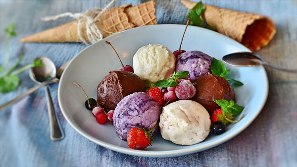 different flavors of ice cream in one plate