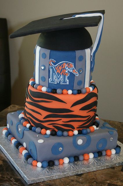 Portos Graduation Cake