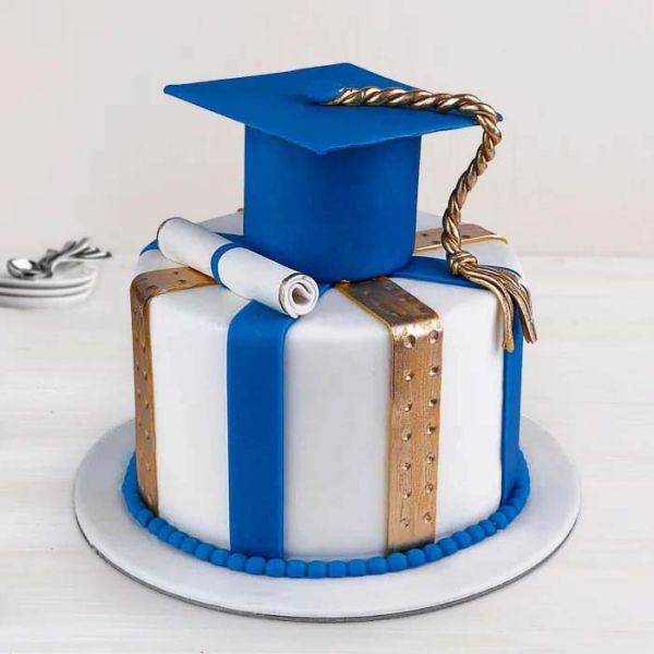 Ace Bakery Graduation Cake
