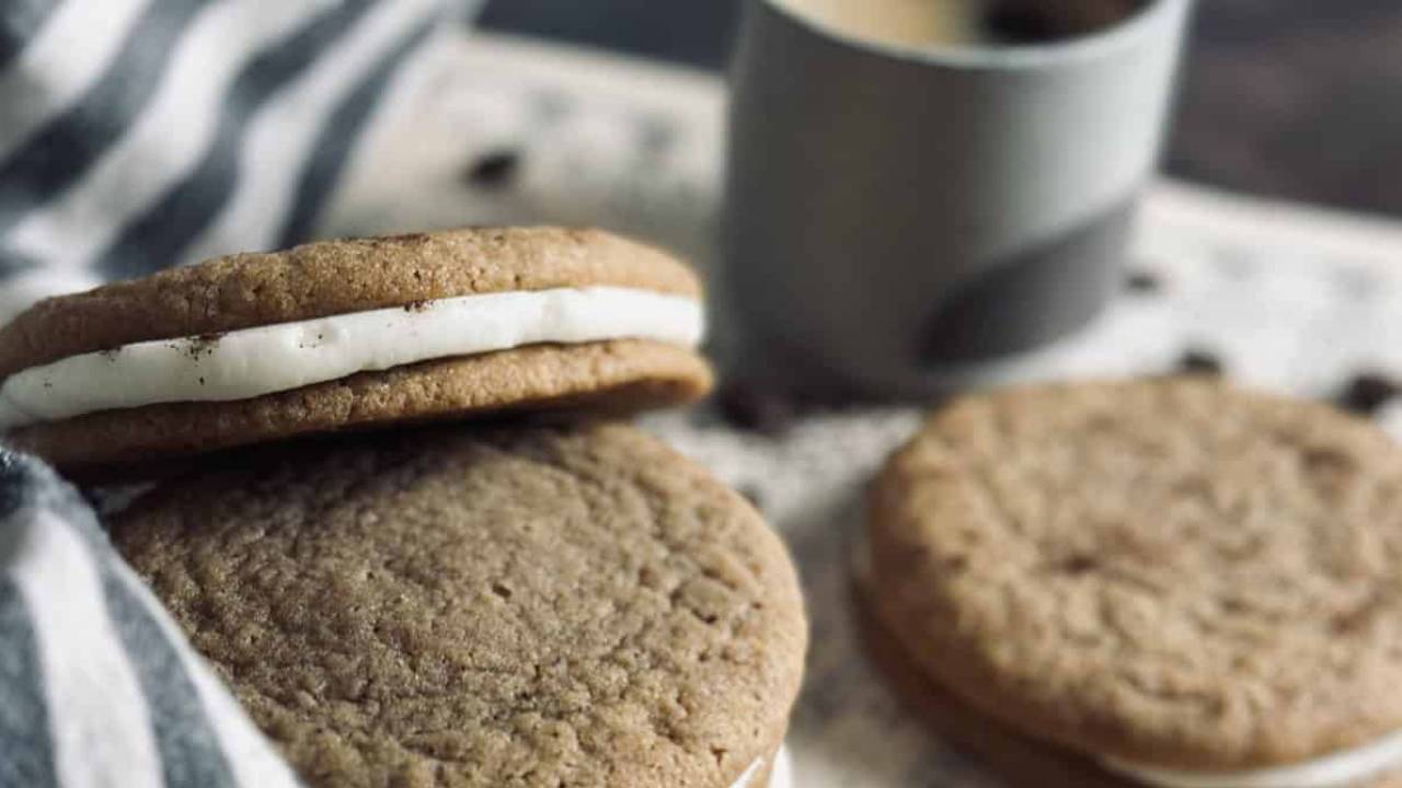 sourdough coffee cookies with mascarpone filling