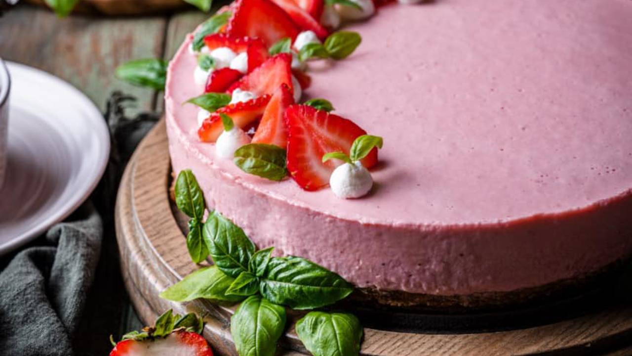 strawberry basil cheesecake recipe