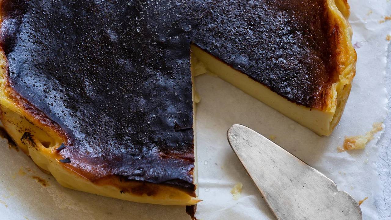 vegan burnt basque cheesecake 