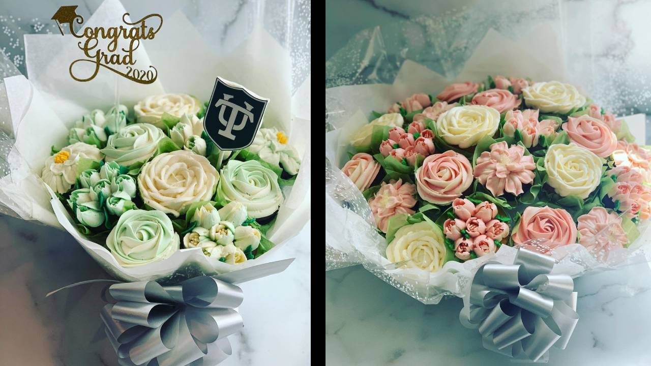 bouquet made of flower cupcakes from flowerbake